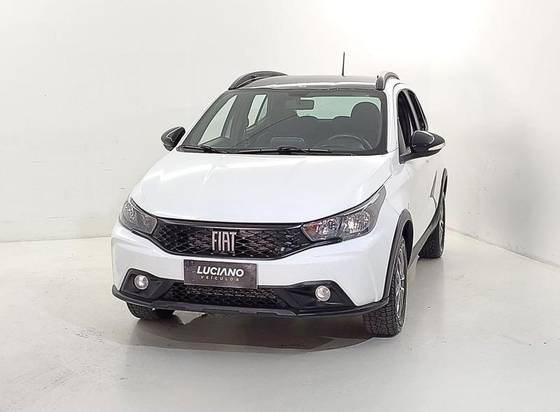 FIAT ARGO 1.3 FIREFLY FLEX TREKKING MANUAL FIAT ARGO 1.3 FIREFLY FLEX TREKKING MANUAL